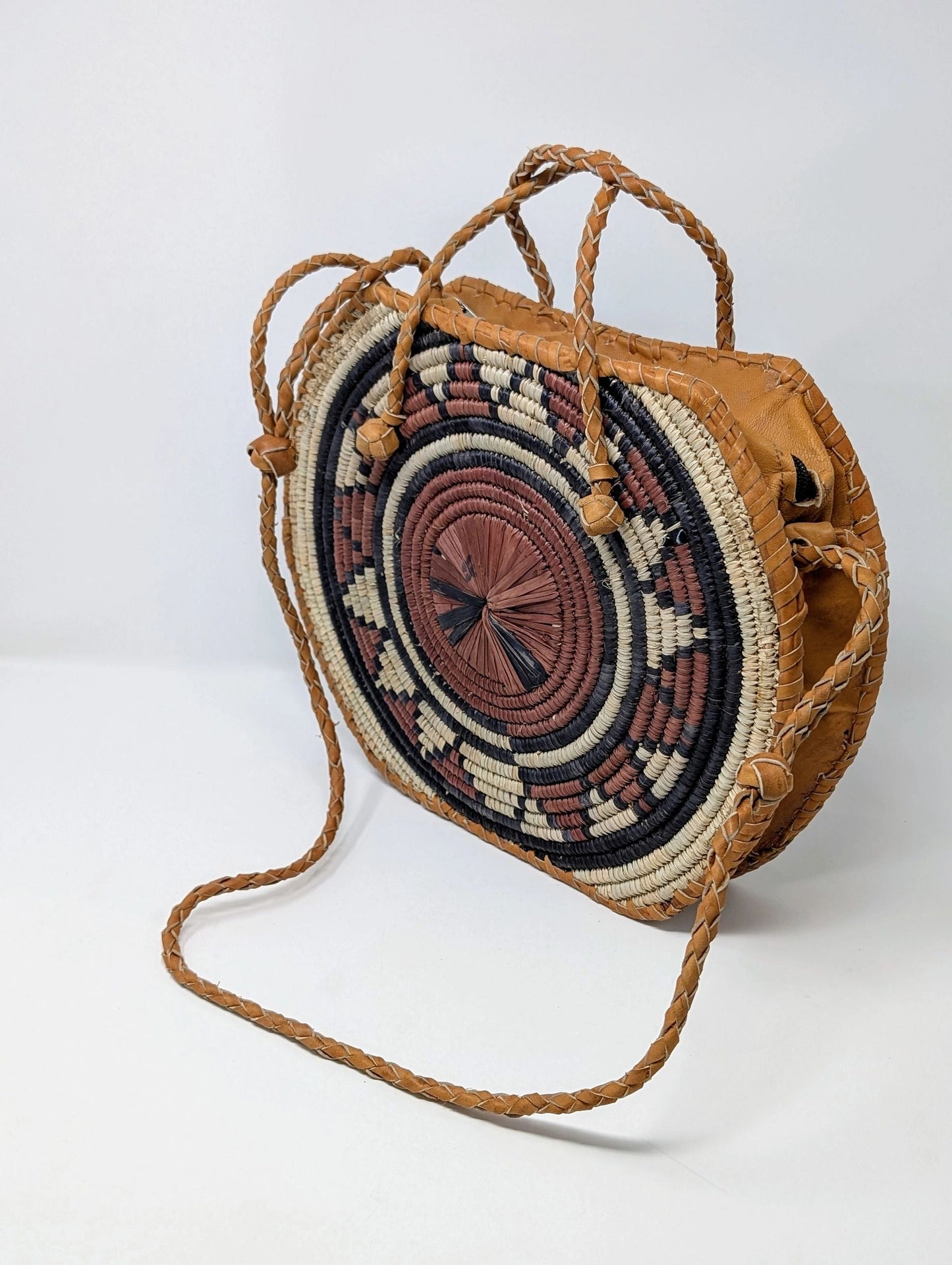 Round Raffia/Leather Handbag - Multiple Colors