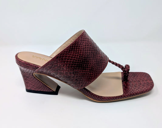 Zaynab Toe Ring T-Strap Mules- Burgundy