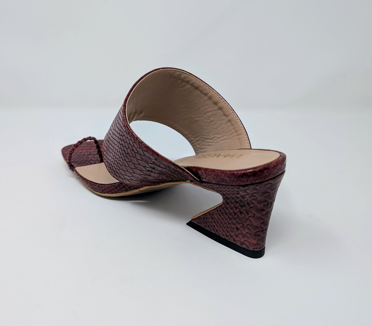 Zaynab Toe Ring T-Strap Mules- Burgundy