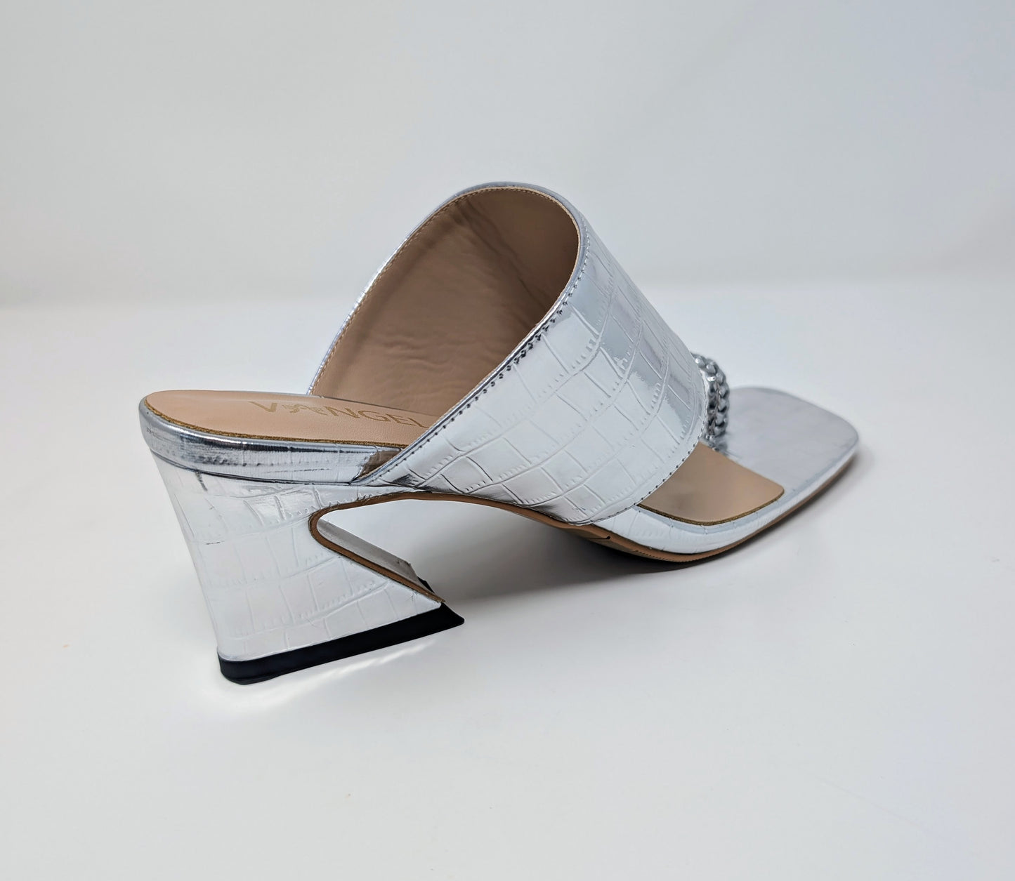 Zaynab Toe Ring T-Strap Mules- Silver