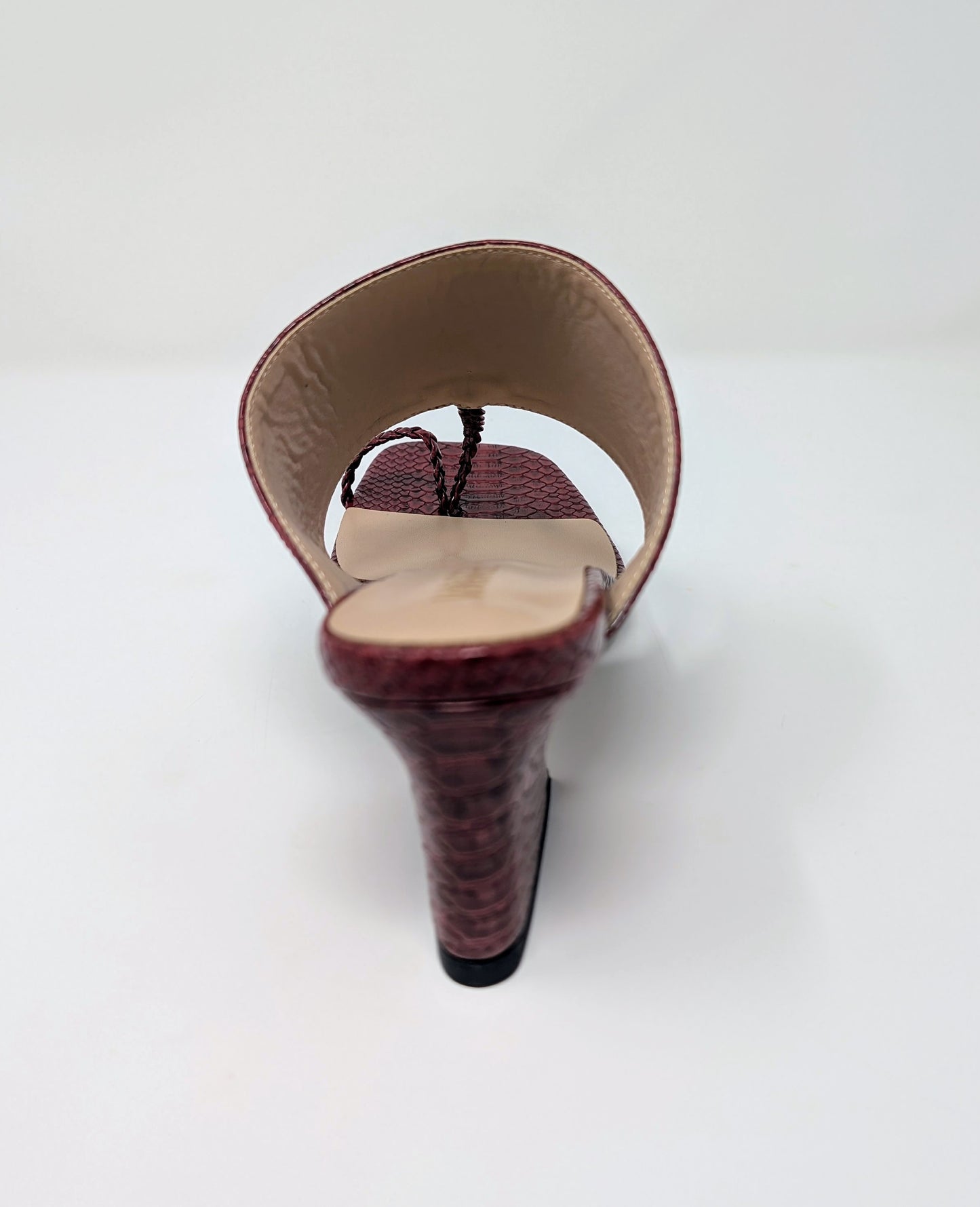 Zaynab Toe Ring T-Strap Mules- Burgundy