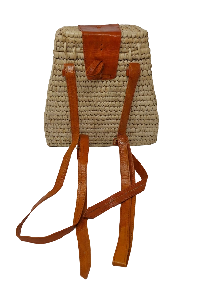 Vangel Raffia Backpack