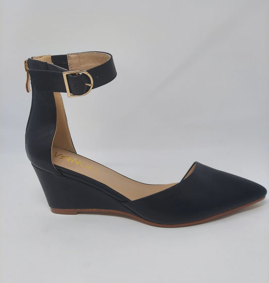Leila Slanted Closed Toe Wedge - Black