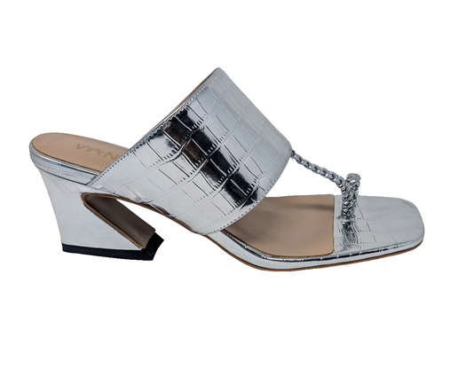 Zaynab Toe Ring T-Strap Mules- Silver